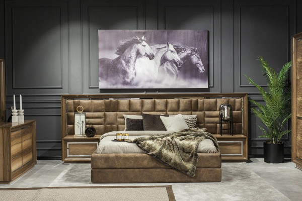 Κομψή καμπίνα υπνοδωματίου σε καφέ 6 τεμαχίων.