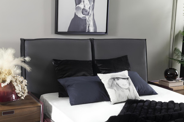 Τέλειο σετ βιτρίνας για την κρεβατοκάμαρα, με κρεβάτι και κομοδίνα, 4 κομμάτια