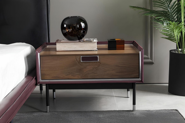 Τέλειο σετ βιτρίνας για την κρεβατοκάμαρα, με κρεβάτι και κομοδίνα, 4 κομμάτια