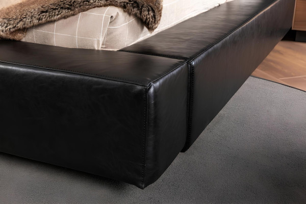 Πολυτελές κρεβάτι με κινητά κομοδίνα