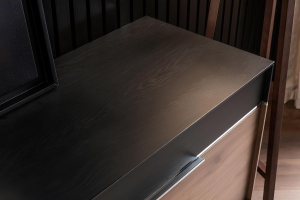 Μικρό τραπέζι Mukava από ξύλο