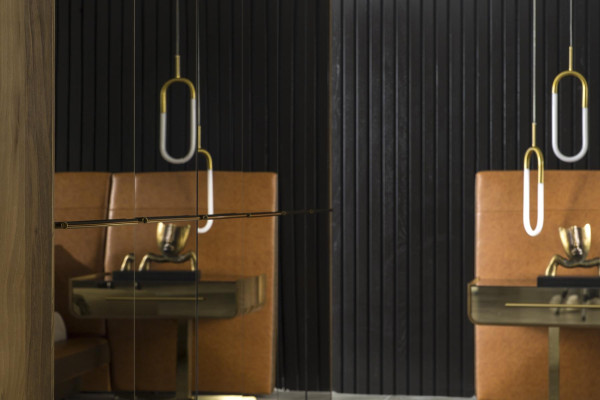 Κινητή ντουλάπα