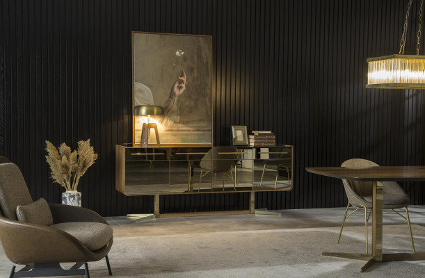 Κινητός καθρέφτης ντουλάπας τραπεζάκι