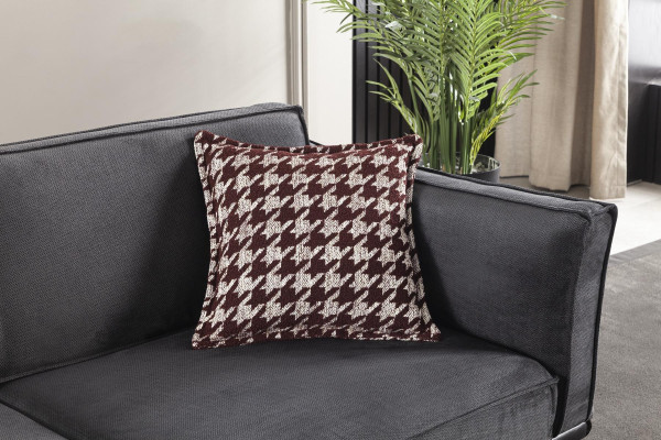 Ιταλικός πολυτελής καναπές 3 θέσεων με μαλακά γκρι μαξιλάρια