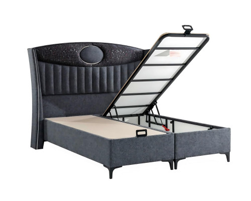 Κομψό γκρι κρεβάτι με ύφασμα και ξύλινο στρώμα