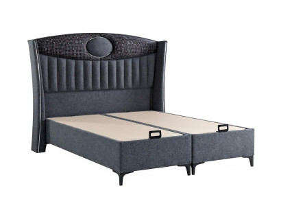 Κομψό γκρι κρεβάτι με ύφασμα και ξύλινο στρώμα