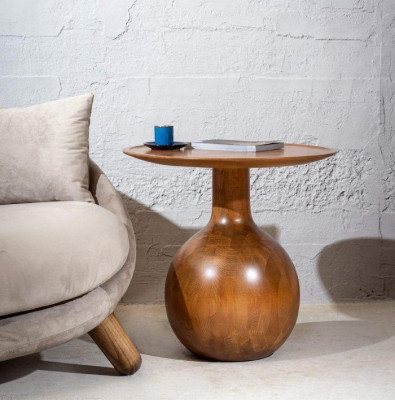  Eleganter Beistelltisch aus Massivholz für stilvolle Akzente für Wohnzimmer