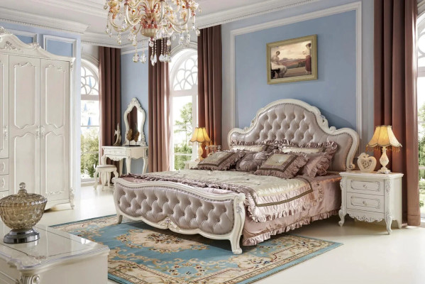 Klassisches Chesterfield-Schlafzimmerset aus Holz mit Lederelementen
