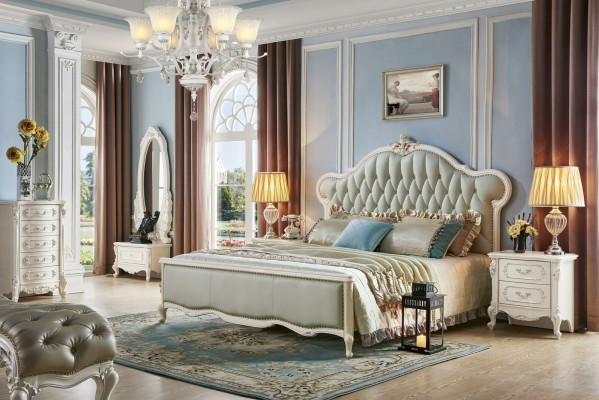 Elegantes Chesterfield-Bett Klassischer Stil mit passenden Nachttischen