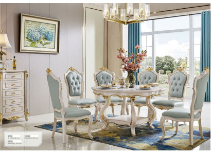 Hellblaue Klassische Esszimmerambiente Runder Holztisch mit x6 Chesterfield Lehnstühlen