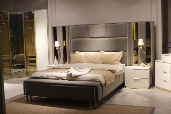 Luxus Schlafzimmer Set Bett + 2x Nachttische + Bank Design Möbel 4 tlg. Neu