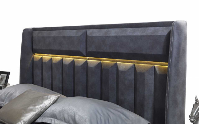 Grau-Weiße Schlafzimmer Möbel Textilbett Nachttische Luxus Schränke Neu