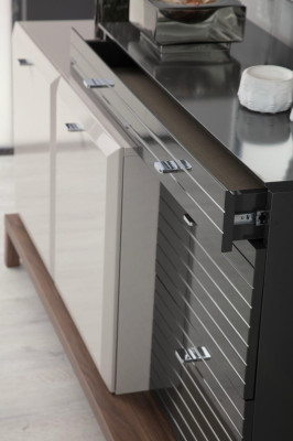 Exklusive Schlafzimmer Möbel Designer Doppelbett Nachtkonsolen Schrank