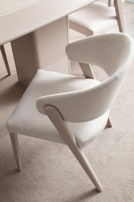 Luxuriöses Beiges Esszimmer Set Holztisch 4x Polsterstühle Anrichte 6tlg