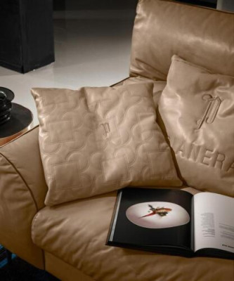 Wohnzimmer Ledersofa Beige Zweisitzer Design Sofas Polster Sofas 2 Sitz Prianera