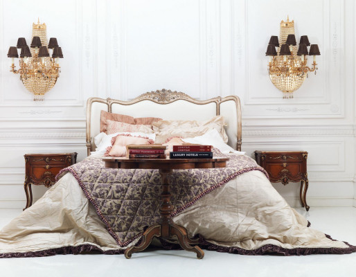 Klassisches Bett Doppelbett Chesterfield Luxus Möbel Italienische Einrichtung