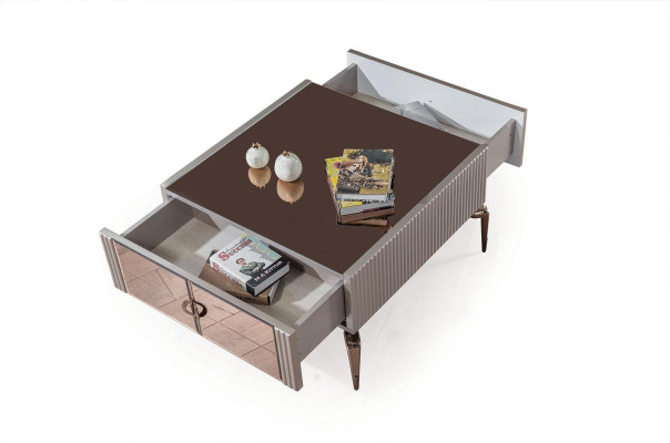 Stilvolles Wohnzimmer Set Designer Dreisitzer Polster Sessel Couchtisch