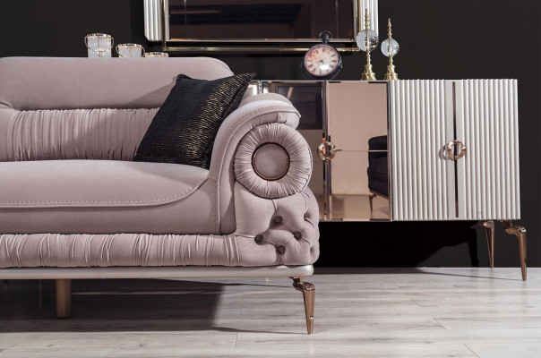 Stilvolles Wohnzimmer Set Designer Dreisitzer Polster Sessel Couchtisch
