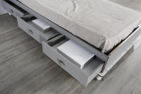 Kinderzimmer Design Set Bett Nachttisch Kommode Kleiderschrank 4 tlg.