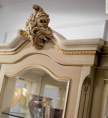 Vitrine Luxus Schränke Vitrinen Holz Wohnzimmer Möbel Beige Barock