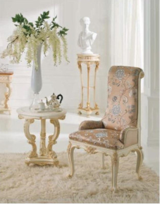 Luxus Esszimmerstuhl Stuhl Esszimmer Sessel Sitzer Stühle Holz Beige