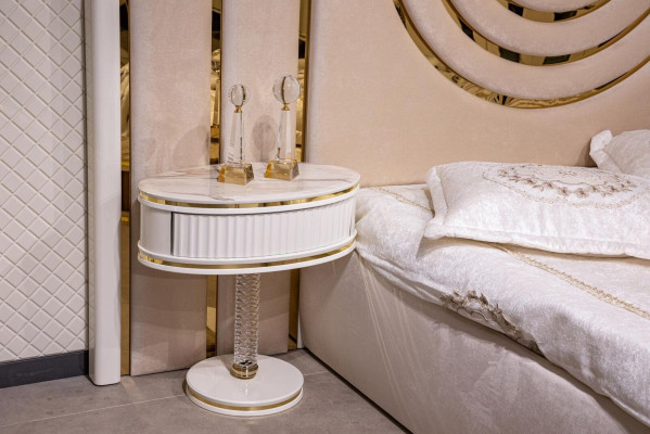 Modern Schlafzimmer Set Bett 2x Nachttische Kleiderschrank Design Möbel 4 tlg