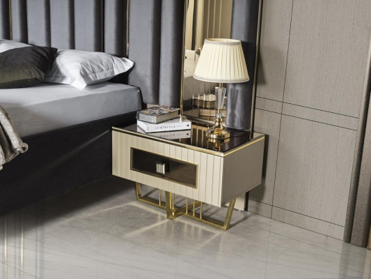 Luxus Schlafzimmer Möbel Bett + 2x Nachttisch Kleiderschrank Betten 4tlg