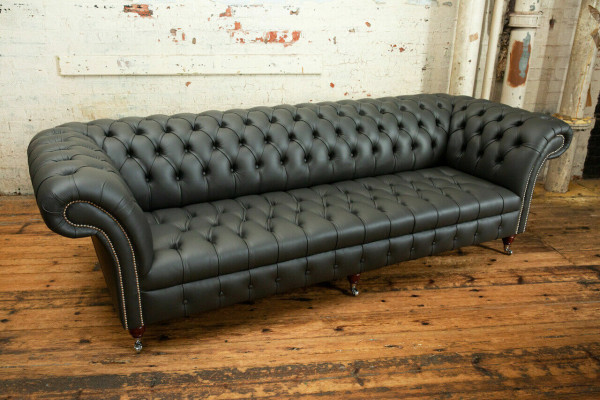 Grauer Chesterfield 4 Sitzer Big Sofa Couch Textil Leder Polster Sofas