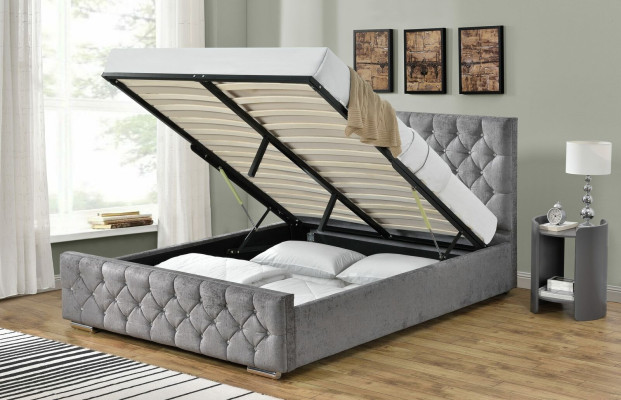 Chesterfield Bett Design Schlafzimmer Englisches Betten 160x200cm Textil Polster