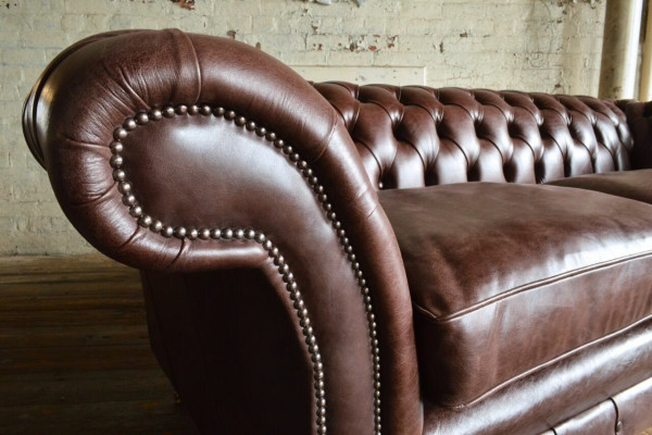 Brauner Luxus Chesterfield 3-er Moderne Wohnzimmer Couch