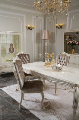 Klassisches Esstisch 4x Stühle Esszimmer Gruppe Tisch Tische Sitzgruppe 5tlg