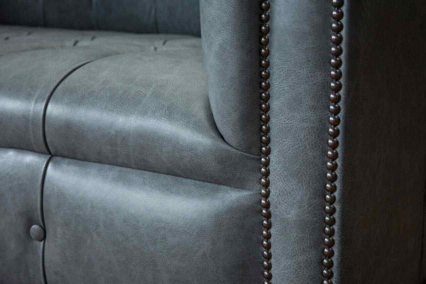 Chesterfield Sofa Couch Polster Sofas Klassischer 2 Sitzer Sitz Leder