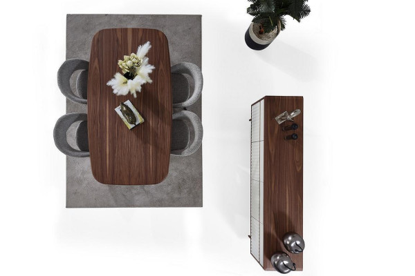 Stilvolle Eszimmer Möbel Brauner Esstisch 4x Polster Stühle Kommode Set