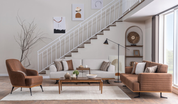 Luxus Sofagarnitur: Braun Dreisitzer-Sofa und Sessel für Wohnzimmer