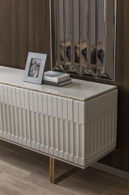 Garnitur Sideboard Spiegel Kommode Schrank Designer Luxus Schränke Kommoden Set