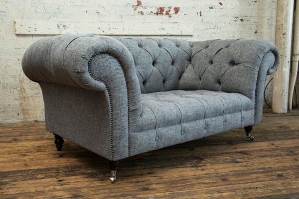Luxus 2 Sitzer Couch Polster Sofa Leder Stoff Couchen Chesterfield Garnitur Neu
