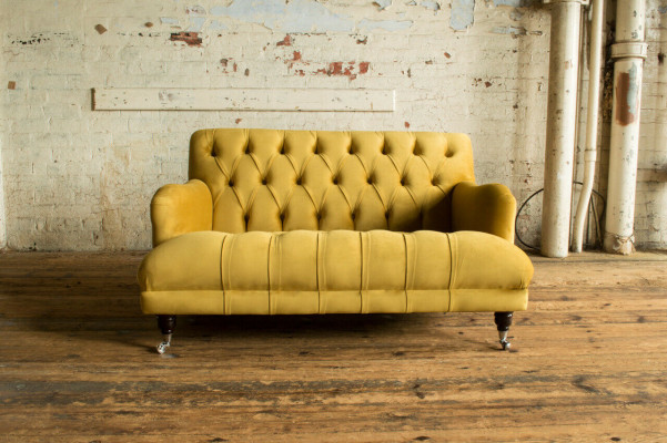 möbel klassische Wohnzimmer Sofa Chesterfield Couch Sitz Polster couchen Sofas