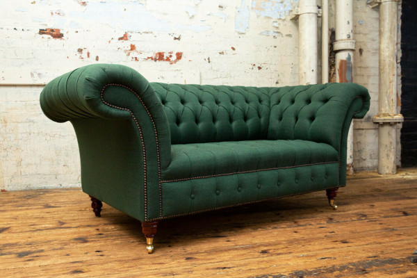 Klassische Polster Möbel Chesterfield Grüne Couch Textil Leder Stoff Sofa Sitzer