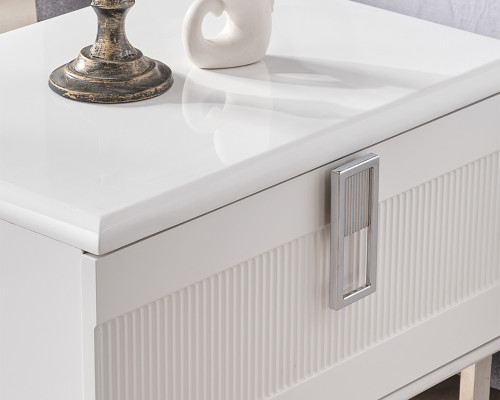 Weißer Edler Nachttisch Schlafzimmer Designer Nachtkästchen Holz Möbel