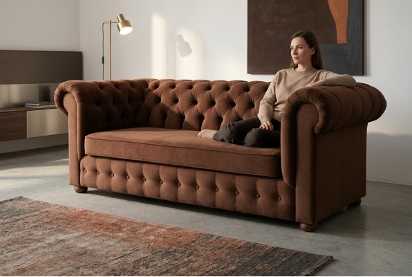 Chesterfield 3 Sitzer Couch Polster Textil Couchen Sitz Wohnzimmer Sofa Braun