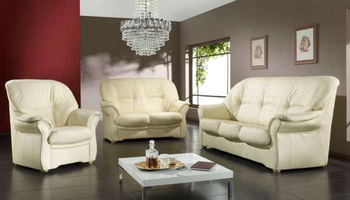 Klassische Wohnzimmer Garnitur 3+1+1 100% Vollleder Couch Sitz Deko Sofa
