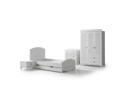4tlg. Kinderzimmer Set Bett Nachttisch Kommode und Kleiderschrank
