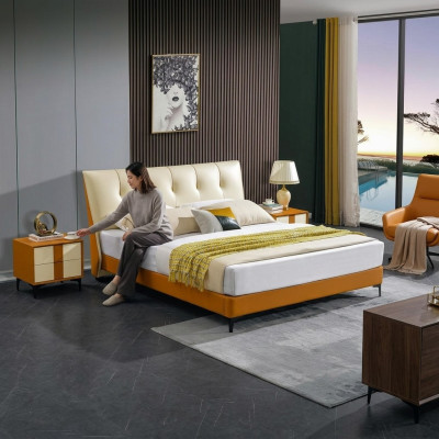 Luxus Lederbett Bett Doppel Ehe Polster Hotel Komplettes Set Nachttische