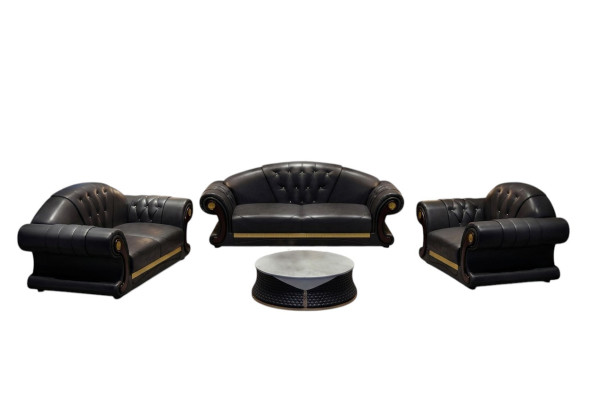 Klassische Chesterfield Sofa Couch Polster Garnitur Dreisitzer Leder 3 Sitzer