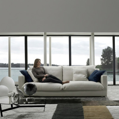 Dreisitzer Luxus Sofa 3 Sitz Sofas Sitz Leder Design Couch Möbel Stil Prianera