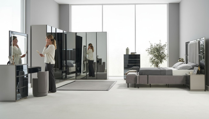 Luxus Glas Schlafzimmer Bett Nachttisch Eckschrank Kommod Spiegel Hocker Grau