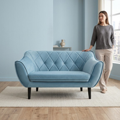 Komfortables, weiches 2-Sitzer-Sofa in luxuriöser Polsterung in zartblauer Farbe