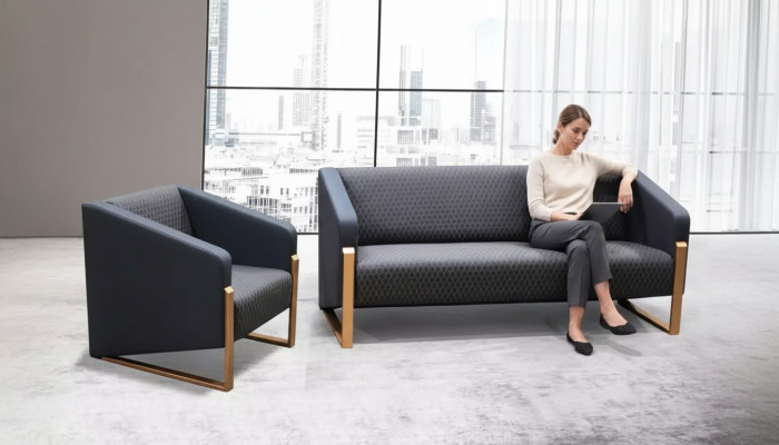 Schwarze Komplette Sofagarnitur Büromöbel Textil Sitzer Dreisitzer Sessel