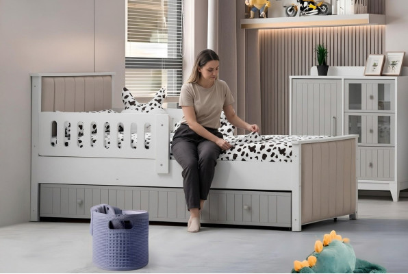 Praktisches Kinderbett Grau Farbe für süße Schlummerstunden Luxuriös