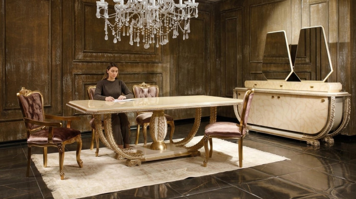 Klassisches Esszimmer Set Edler Esstisch 4x Stühle Anrichte Vitrine 8tlg